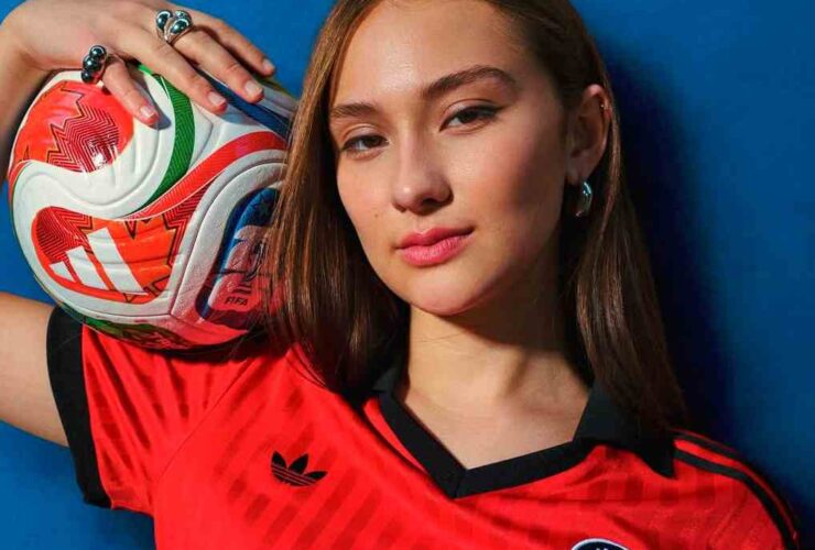 Lola Tung - Wiki, Bio, Career, Family, Relationships, Boyfriends
