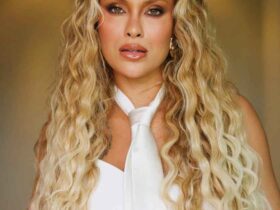 Sarah Andrade - Age, Bio, Career, Family, Relationships, Boyfriends